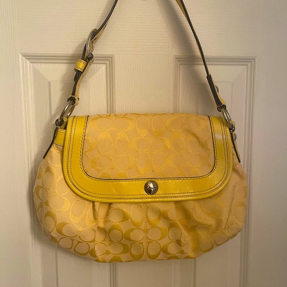 Handbags - Coach handbag